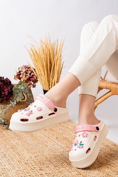 Slipcat Uniszex magas talpú Sea Sabo Doctor Nurse Hospital Comfort szandál uniszex