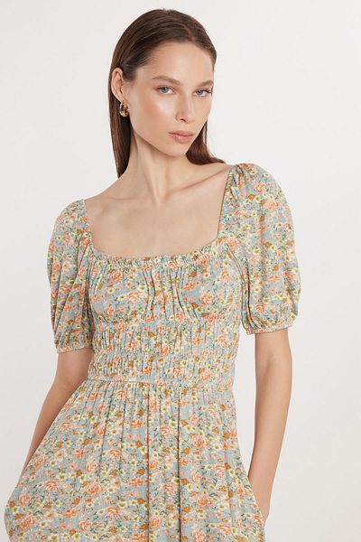 Tudors Rochie cu mânecă scurtă, cu mânecă scurtă, cu decolteu pătrat, cu buzunare laterale, cu imprimeu floral