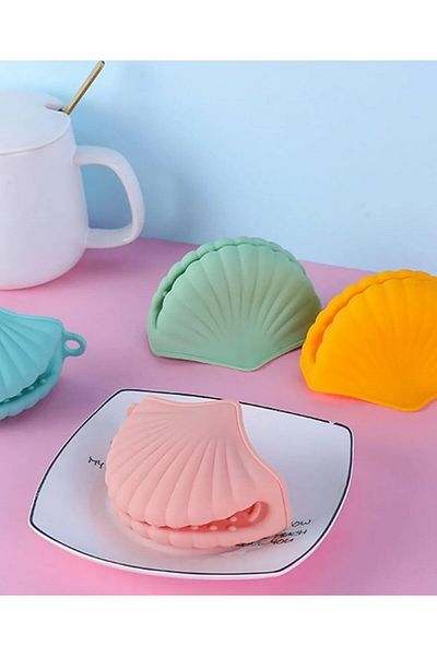 STOREMAX Mrttnca Silicone Tray and Pot Holder, Heat Resistant and Non-Slip Design, Multi-Purpose Use