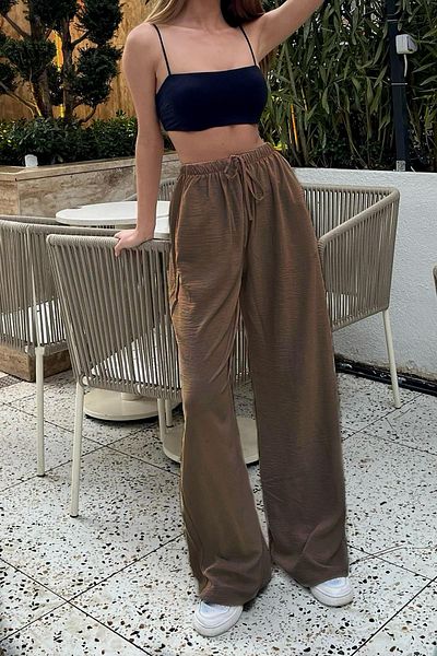Sun Victoria Pantaloni Palazzo largi, cu talie înaltă, din amestec de in maro