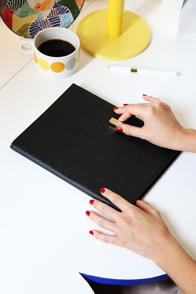 STOREMAX Седмичен дневен ред MUARTSHOP 2025 A4 (19x25см) Слонова кост 100гр. Сменяемо съдържание 871301