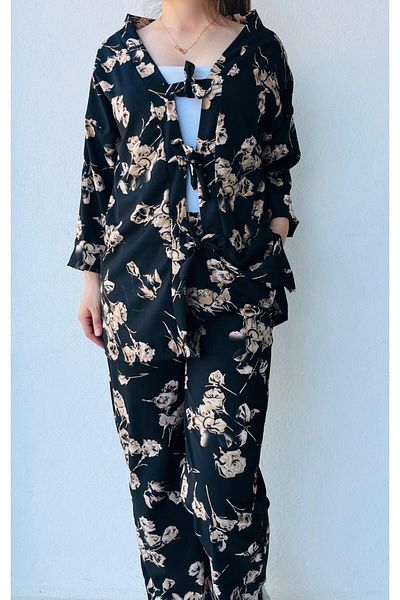 LAVİN GİYİM Women's Half Sleeve Black-Cream Colored Rose Patterned Kimono Set