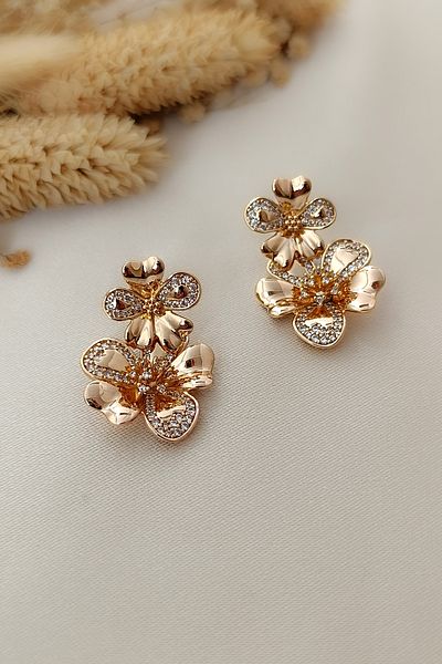 COSİTA Vintage Row Flower Dangle Rose Earrings