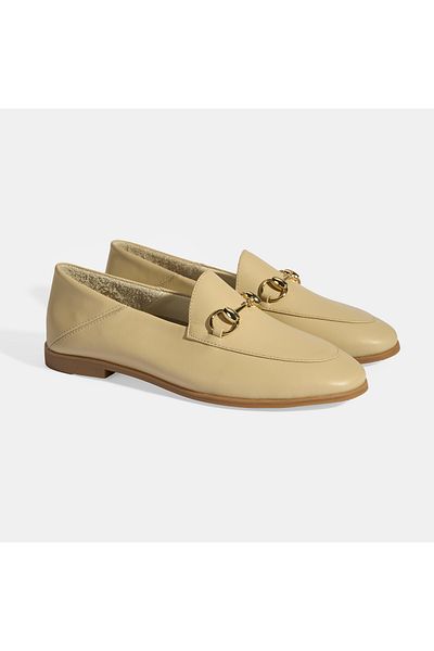 Desa Loafer din piele de damă bej cu accesorii cu cataramă