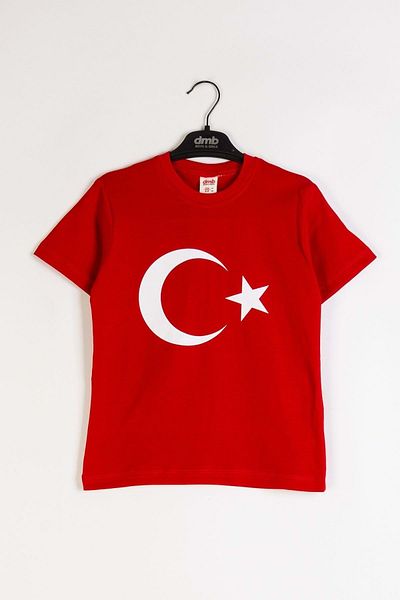 wakawakakidsstore Short Sleeve T-shirt with Turkish Flag Print