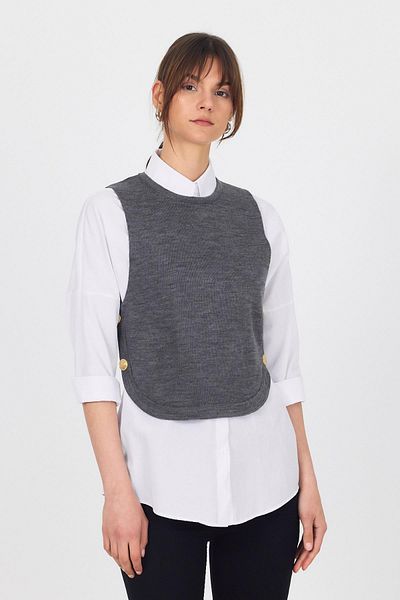Rays Smoked Side Button Detail Zero Sleeve Sweater 2111