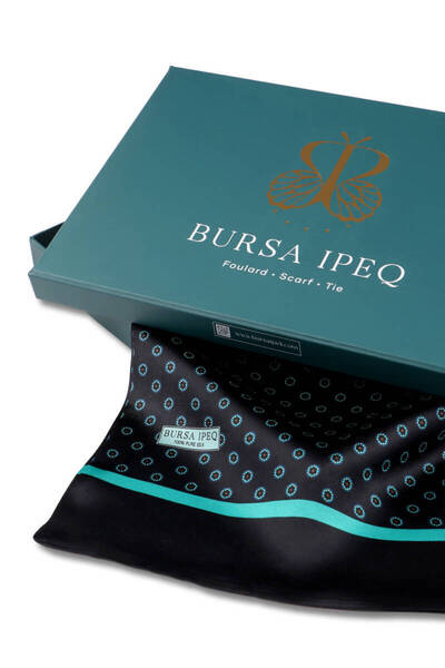 Bursa İpek Ανδρικό μεταξωτό κασκόλ με πράσινο σχέδιο