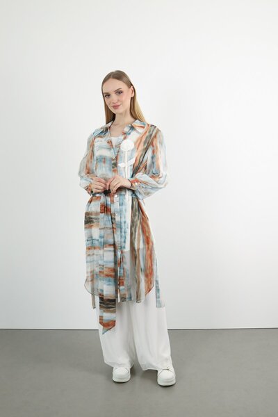 Butik Suat Buroş Detaylı Karışık Desenli Takım