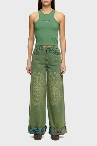 LES BENJAMINS Слім-фіт топ з логотипом на горловині TOP LB25SSUNLFUTN