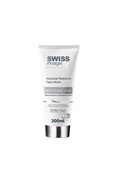swiss ımage العناية بالتبييض: غسول الوجه لتفتيح البشرة وإشراقتها المطلقة