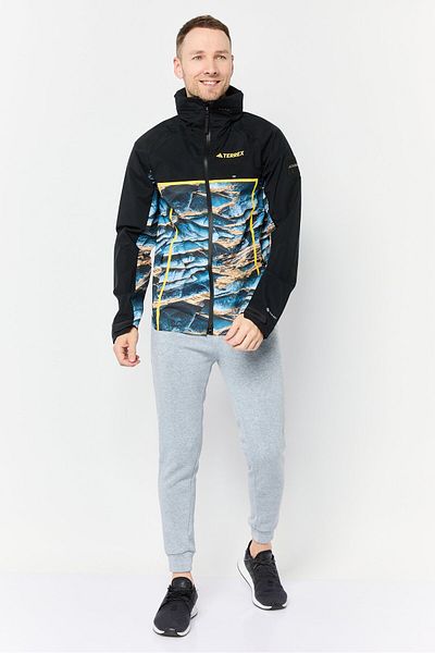 adidas Terrex x National Geographic Men Sportswear Fit Terrex Outdoor Jacket, Black