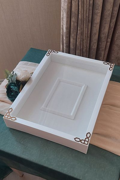 Verda Çerçeve إطار ذاكرة تخزين الورد مقاس 30 × 40 سم مع قسم صور - صندوق ورد بإطار ذاكرة مقاس 6 سم