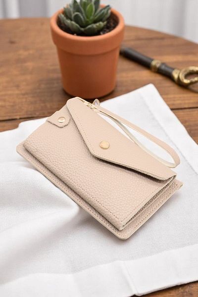 HFKY Unisex Wallet with Hand Strap, Phone Holder and Money Compartment. Mink Wallet Ry1005