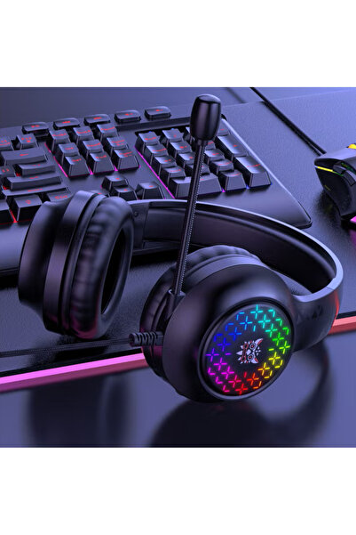 Onikuma Wired Gaming Headset with RGB Lighting and Noise Cancelling Microphone for PS4-5 / PC Xbox Black