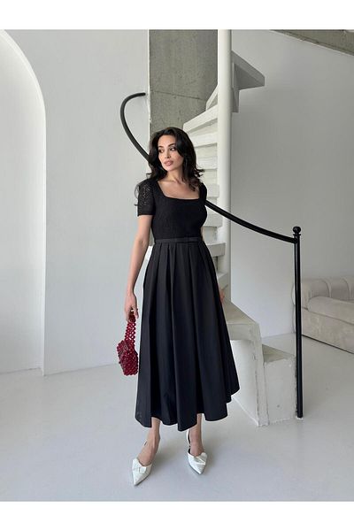 Serica Moda Black Lace Detailed Square Neck Midi Dress