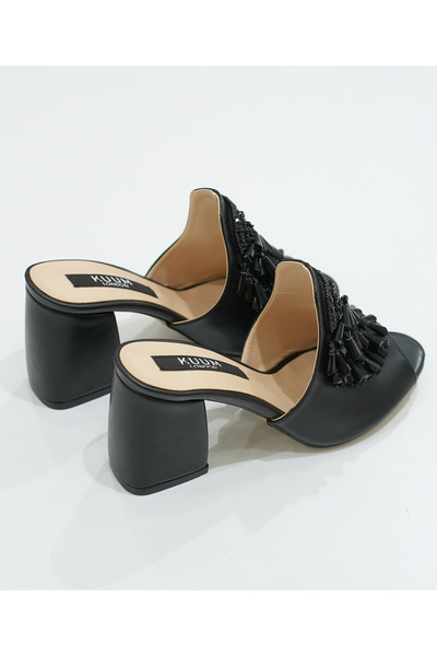 Kuum Papuci cu toc cu detalii accesorii pentru femei