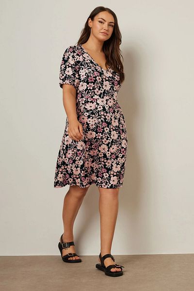 Stil Diva Plus Size V-Neck Short Sleeve Floral Print Mini Dress 137983