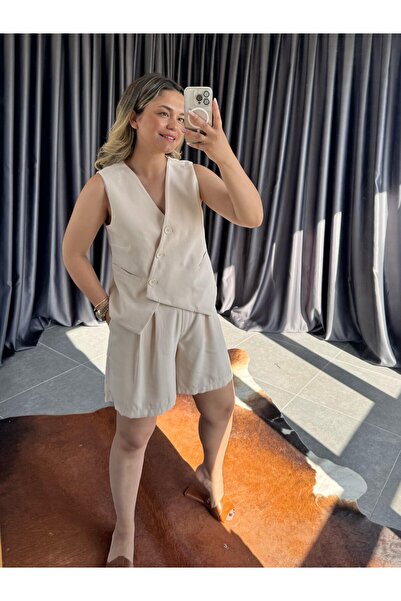 BÜŞRA PERKER Şehir Boy Şort Bej