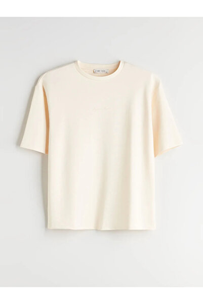 LC Waikiki LCW Vision Ekru Bisiklet Yaka Oversize Kadın Tişört