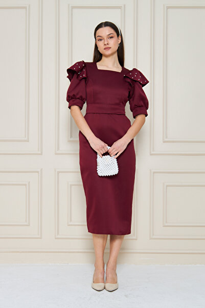 SEVGİHELLAÇ İNCİ DETAYLI MİDİ BOY KALEM ELBİSE