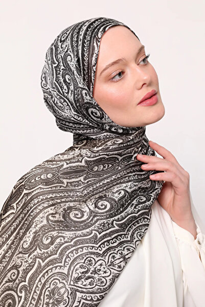 LuvenSara Indian Silk Shawl D.1 - Black/White