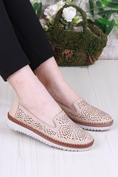 Mehmet Mete 1006 Зручні лазерні перфоровані жіночі туфлі з натуральної шкіри