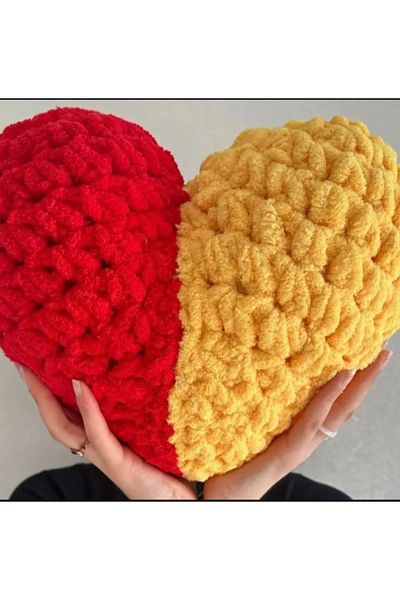 akaksesuar Hand Knitted Fan Heart Pillow 35X35 cm – Color Options, Special Design