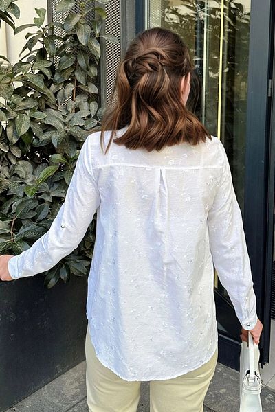 bacc Women's White Self-Embroidered Casual Shirt Bcbsk-25700-3398