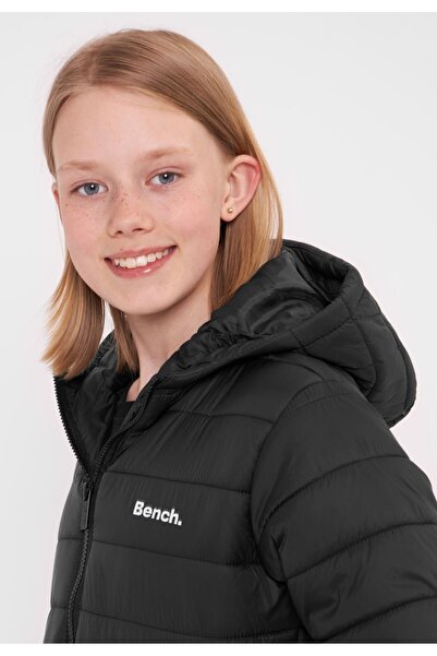 BENCH Jacke Steppjacke NORA mit Kapuze und seitlichen Eingrifftaschen