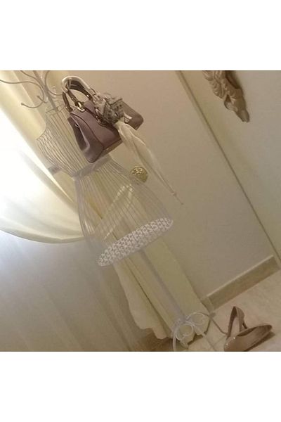 PixelsFurniture Female Mannequin with Hanger by Pixel Furniture, Wedding Dress and Clothing Display Mannequin with Flower Stand