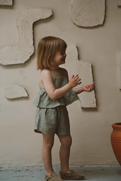 OhlalaKoala Khaki Striped Straps and Shorts Set for Girl
