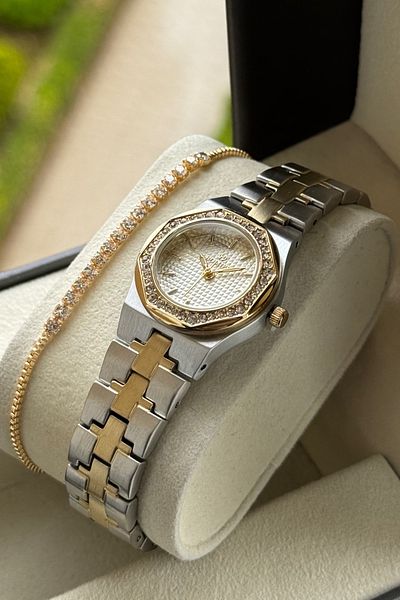 Homies Women's Wristwatch Special Gift Box for Mother's Day