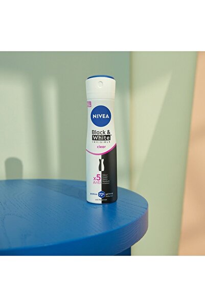 NIVEA Deodorant spray Nivea Invisible pentru alb și negru Clear