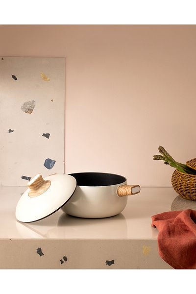 Madame Coco Manon Pot - White - 22 cm