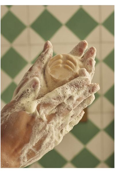THE BODY SHOP SAMPON SOLID GINGER 60 G