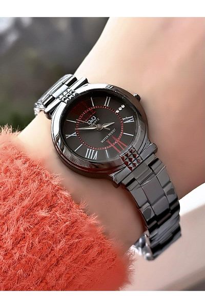 Q&Q Women's Metal Band Wristwatch
