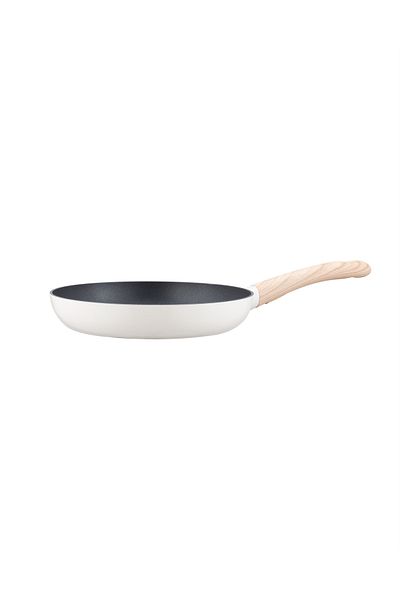 Madame Coco Manon Pan - White - 24 cm