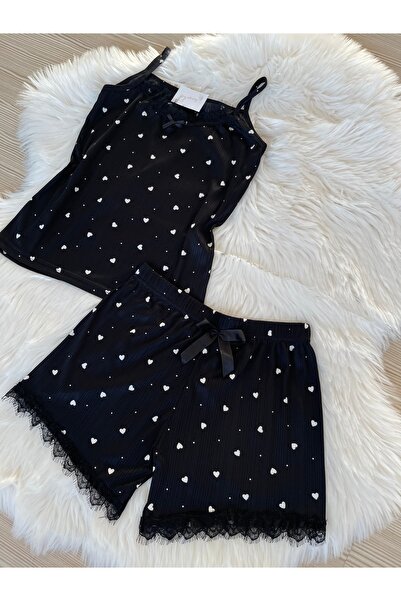 Pijamacs Beyaz Kalp Desenli Şortlu Pegasus Pijama Takımı