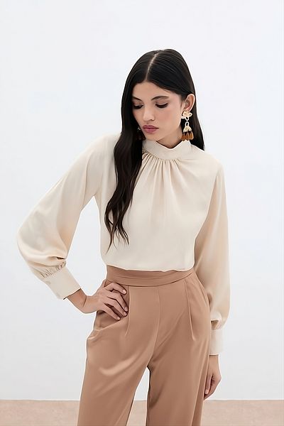 Sateen Satin Blouse with Collar Detail - Beige
