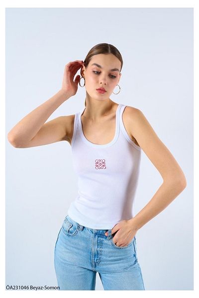 My Blog White - Salmon Square Embroidery Tank Top - 231006