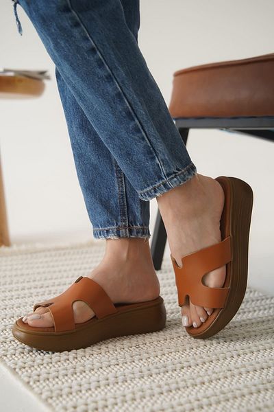 EMOYRA Borlina Tan Genuine Leather Slippers