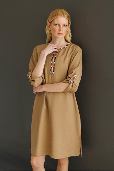 Desen Triko Kadın Etnik Desen Nakışlı Keten Elbise Vizon