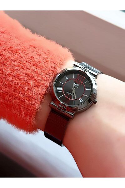 Q&Q Women's Straw Cord Wristwatch