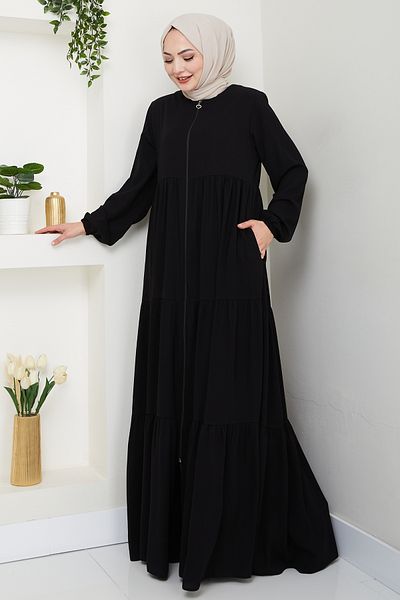 InStyle Three Gathered Black Ferace