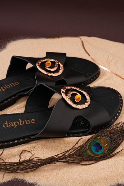DaphneSandals Genuine Leather Black Women's Slippers - 5412