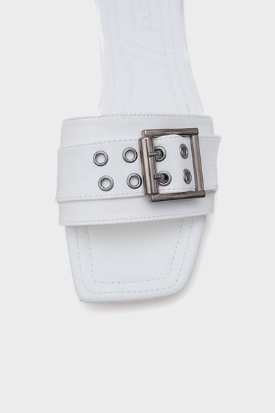 Capone Outfitters Γυναικείες παντόφλες Katha με μεταλλική πόρπη με επίπεδη φτέρνα και αμβλύ δάχτυλο