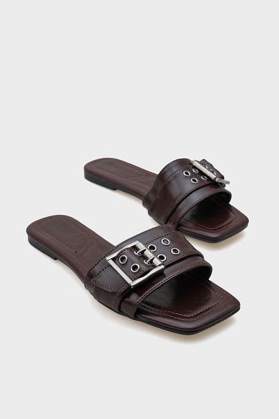 Capone Outfitters Katha Metal Buckle Flat Heeled Blunt Toe Women's Slippers