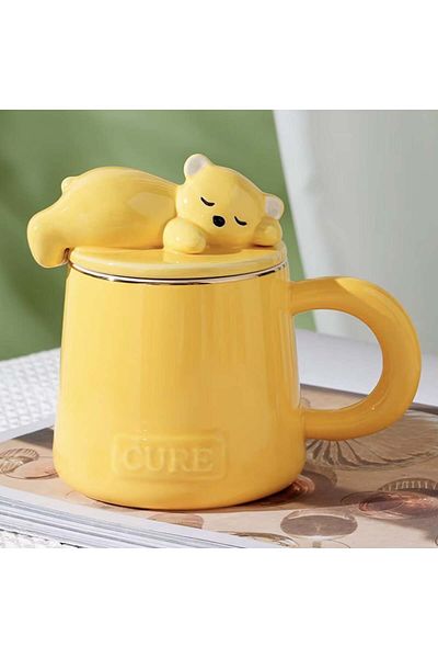 PUFO Sleepy Bear ceramic mug with lid and spoon for coffee or tea, 320 ml, yellow