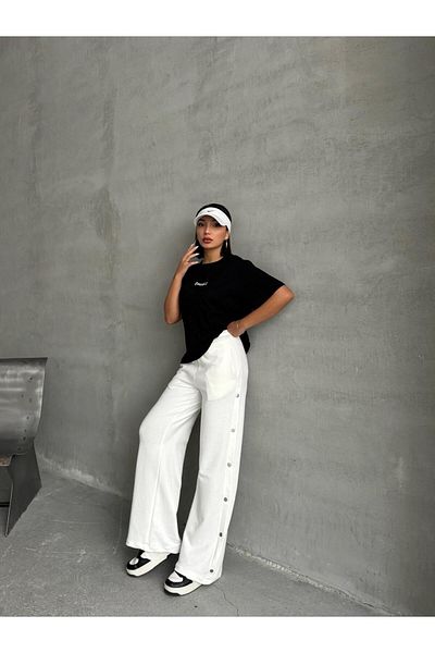 Cappmoda Tkm-0049 White Original Text Injection Printed Crew Neck T-Shirt Waist Elastic Label Detail Snap