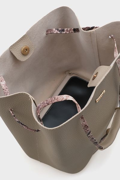 Capone Outfitters Merida Women's Shoulder Bag